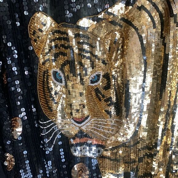 1980’s Gucci style sequin and beaded leopard/tiger dolman dress - Picture 4 of 13